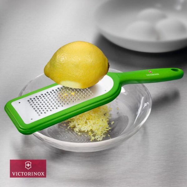 Grattugia Raspa Fine Verde Victorinox 7.6082.4 - immagine 5