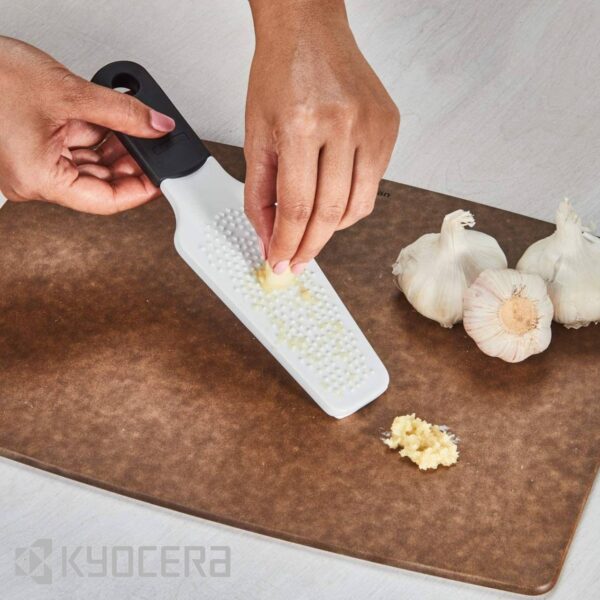 Grattugia in ceramica universale Kyocera CMG25 - immagine 3