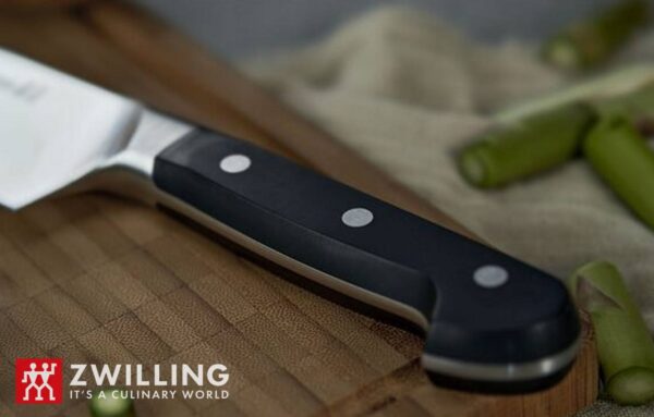 Coltello Zwilling Pro da Cuoco 18 cm 38401-181 - immagine 5