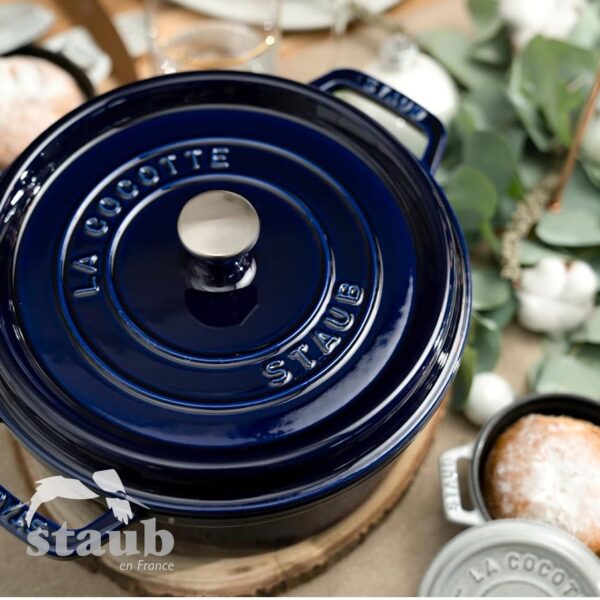 Cocotte rotonda Staub in ghisa 20 cm 40509-20 - immagine 4