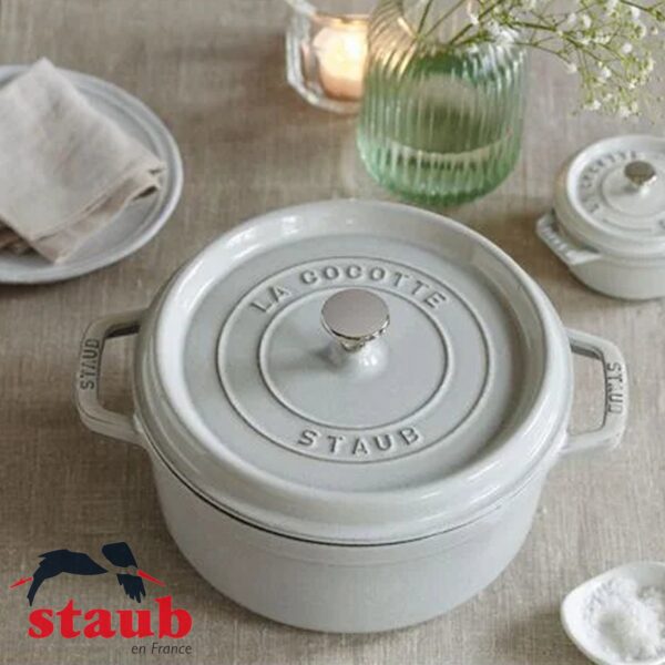 Cocotte rotonda Staub in ghisa 20 cm 40509-20 - immagine 5
