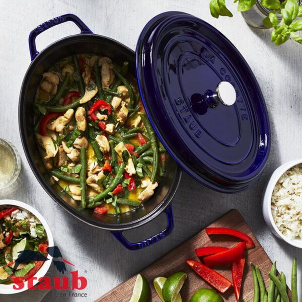 Cocotte ovale Staub in ghisa 31 cm 40509-31 - immagine 8