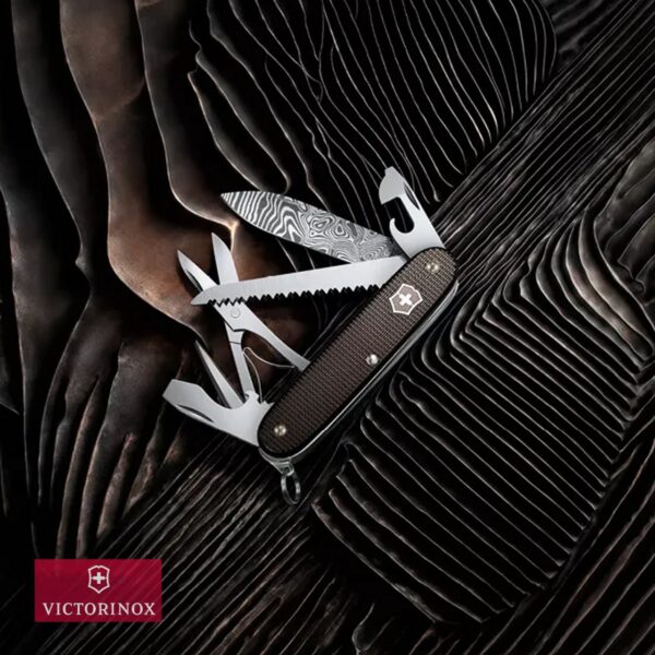 Multiuso Victorinox Farmer X Alox Damast limited edition 2024 V-0.8271.J24 - immagine 8