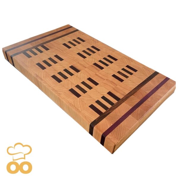 Tagliere artigianale in legno massello di frassino, rovere e wengè TA009 - immagine 3