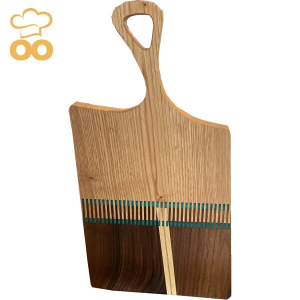 Tagliere artigianale in legno di noce e frassino con inserti in resina TA013 - immagine 3